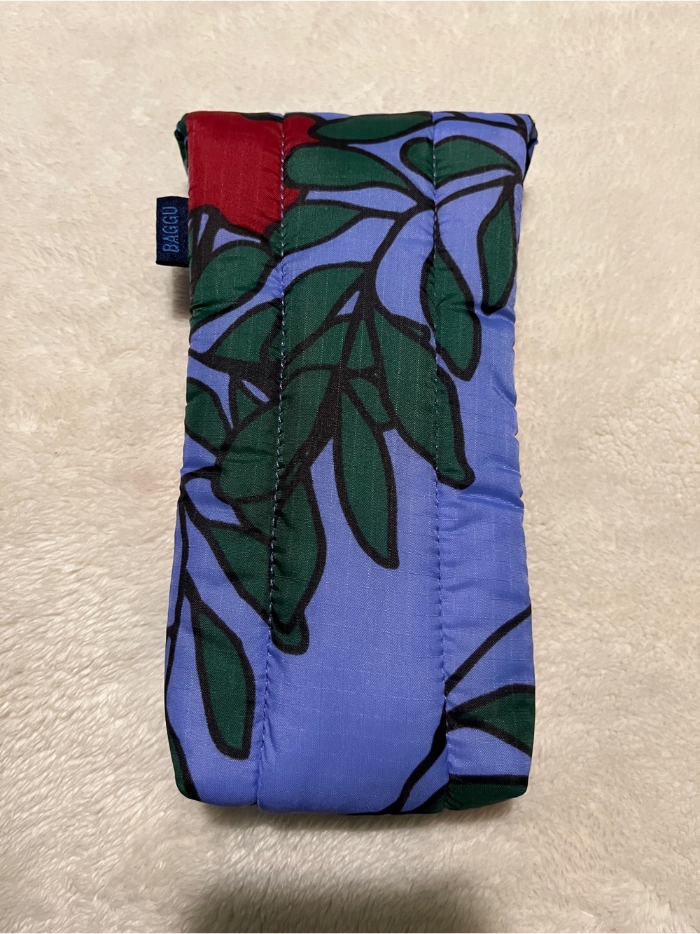 Baggu Puffy Glasses Sleeve in Apple Tree EUC - Picture 2 of 2